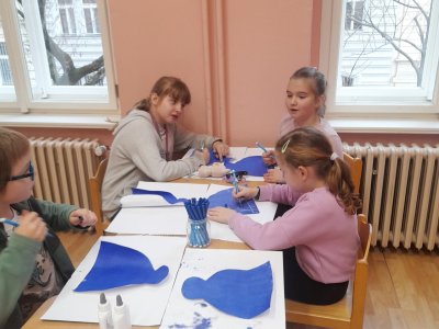 ZIMNÍ ČEPICE - I. ODDĚLENÍ (L. KADEŘÁBKOVÁ)