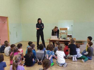 DOPRAVNÍ BEZPEČNOST V ŠD - D.PIVOŇKOVÁ