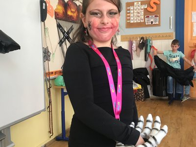 HALLOWEEN - IV. ODDĚLENÍ (A. CABUKOVÁ)