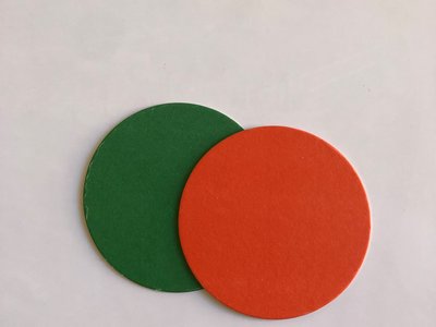Průnik kruhů- dvě barvy na sobě
