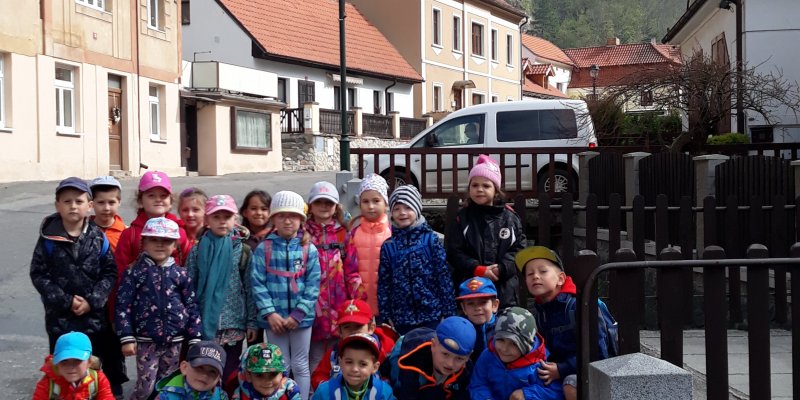 Pavoučci na Karlštejně