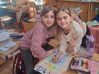 Vyrábíme pomůcky na ČJ